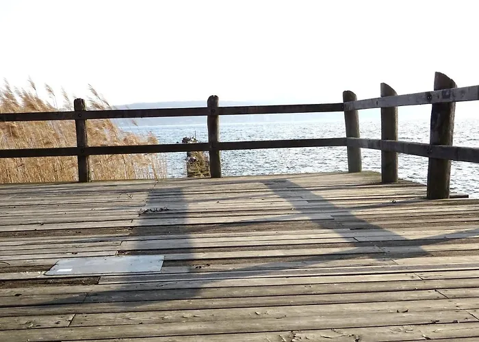 Neubrandenburg-Wasser,Natur,Zentrum,Ladestation Fuer E-Autos