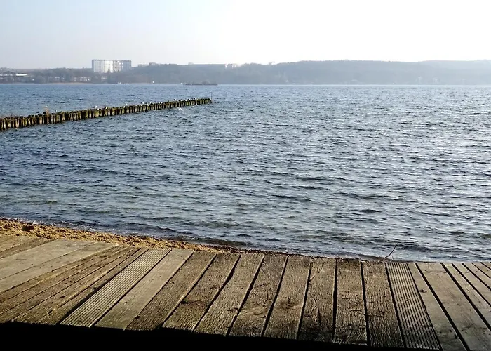 Neubrandenburg-Wasser,Natur,Zentrum,Ladestation Fuer E-Autos